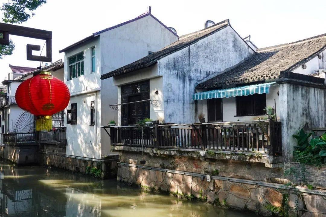 最新消息:华为P70系列将采用四家国产屏幕厂家供货
